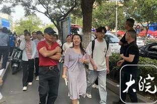 布克最后39秒快攻被规为何不吹Take Foul?最后两分钟没这回事